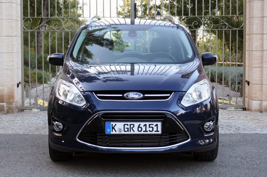  Ford Grand C-Max 2012 года  (фото 5 из 50)
